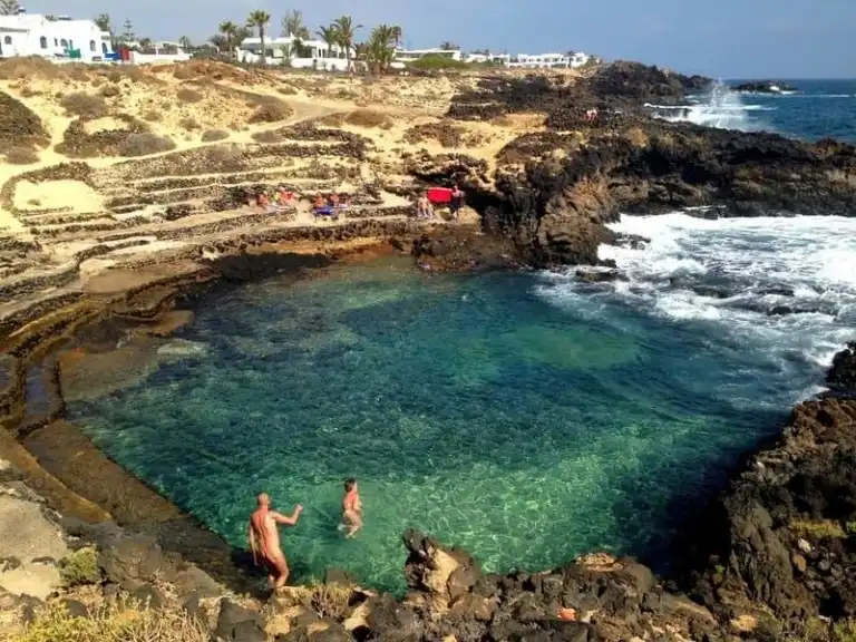 Charco del Palo: La Aldea Naturista de Lanzarote