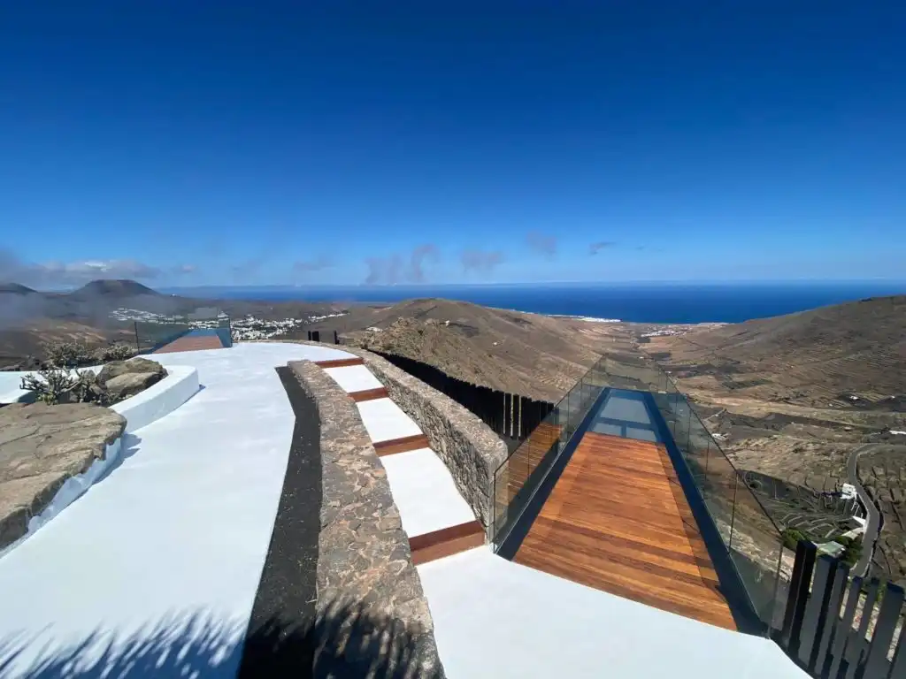 Explora Haría: Un Refugio Verde en Lanzarote