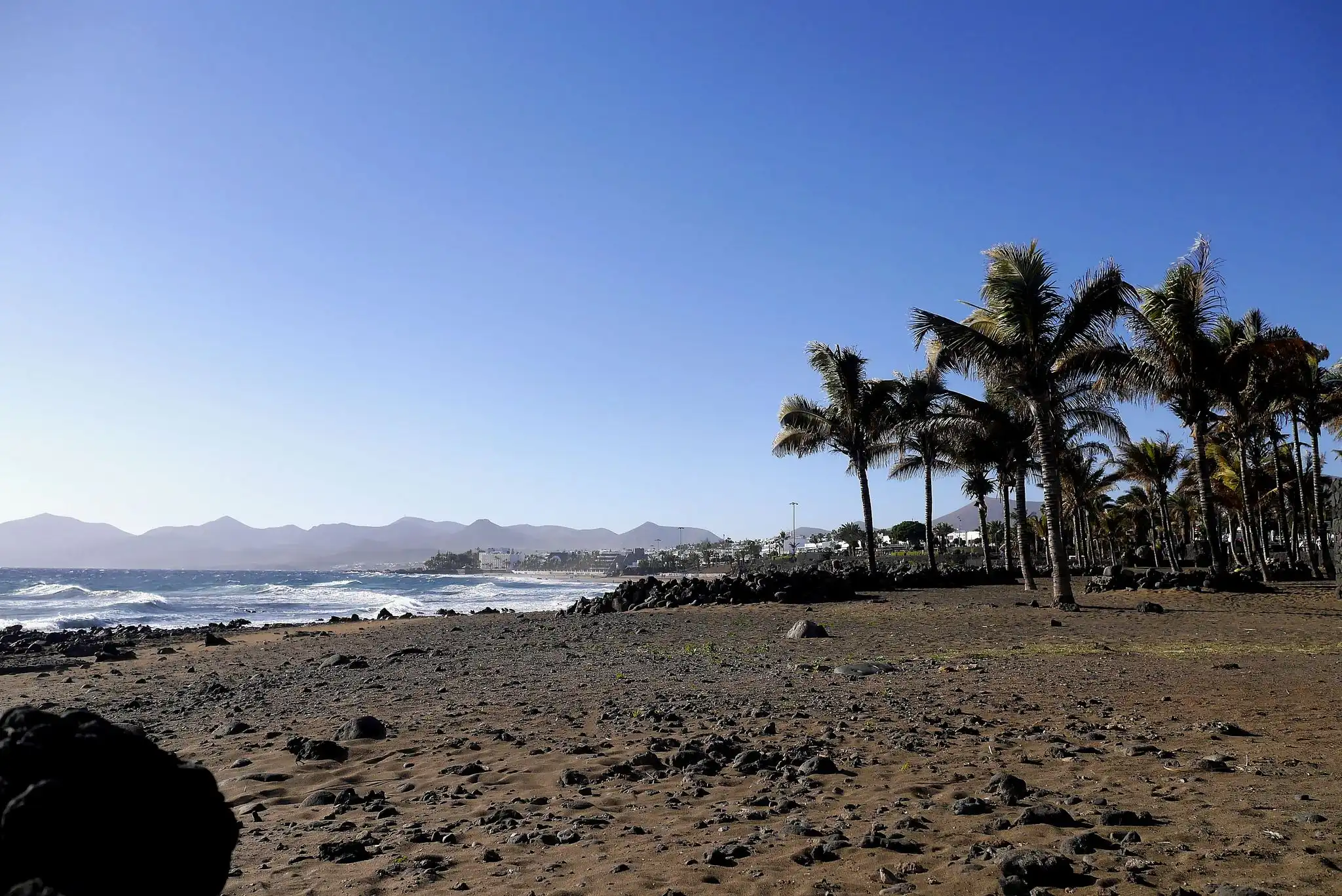 Clima en Lanzarote en Enero: Temperaturas y Consejos