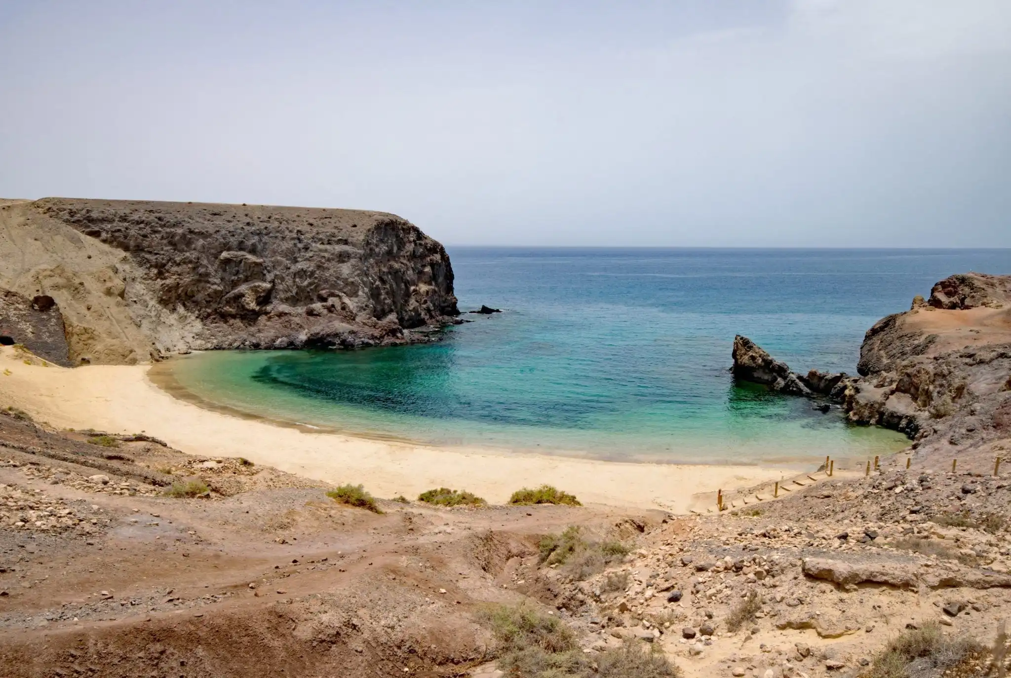 Las Mejores Playas de Arena Blanca en Lanzarote